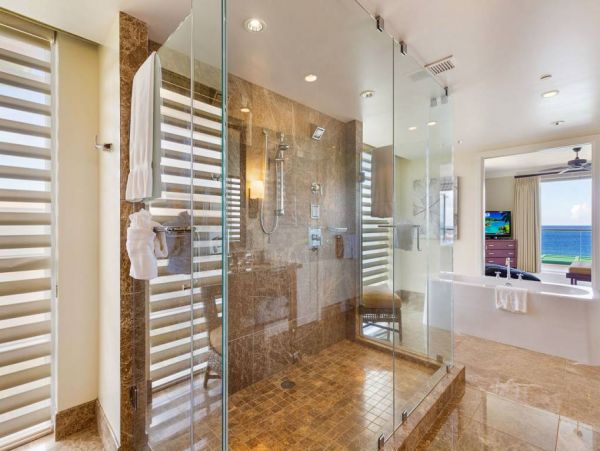 Three Bedroom Luxury Maui Penthouse- Views Views!