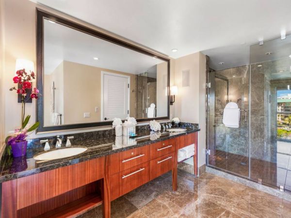 Three Bedroom Luxury Maui Penthouse- Views Views!