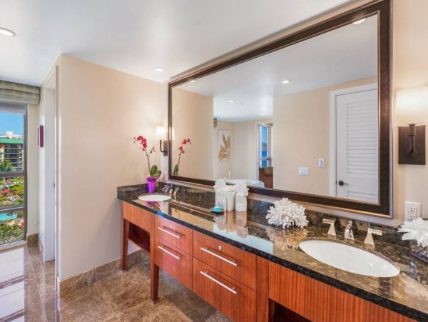 Three Bedroom Luxury Maui Penthouse- Views Views!