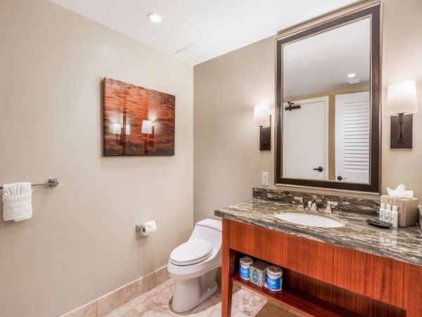 Three Bedroom Luxury Maui Penthouse- Views Views!