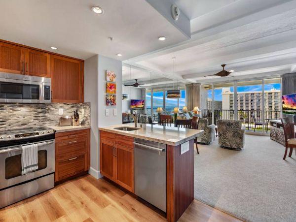 Maui Luxury One bedroom Condo Stunning Interior.