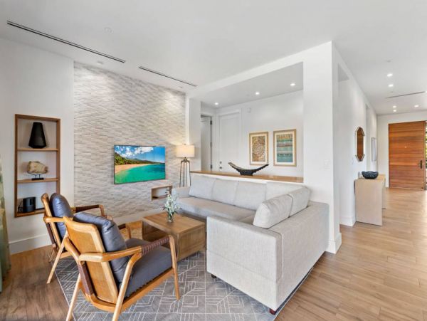 Kaanapali Vacation Condo with Communal Pool Sleeps 8 Guests