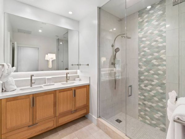 Kaanapali Vacation Condo with Communal Pool Sleeps 8 Guests