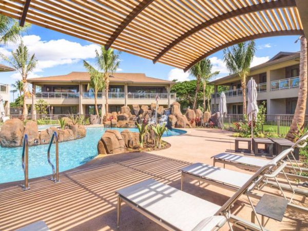 Kaanapali Vacation Condo with Communal Pool Sleeps 8 Guests