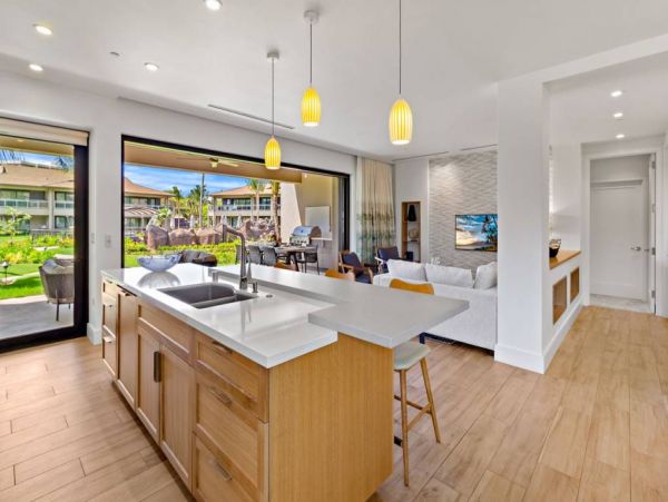 Luxury Kaanapalli Vacation Condo Three Bedrooms Sleeps 8
