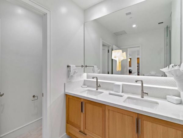 Maui Vacation Vacation Condo Sleeps Eight Guests