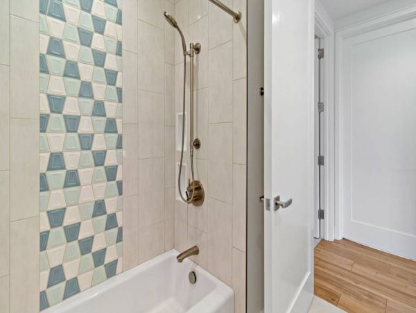 Maui Vacation Vacation Condo Sleeps Eight Guests
