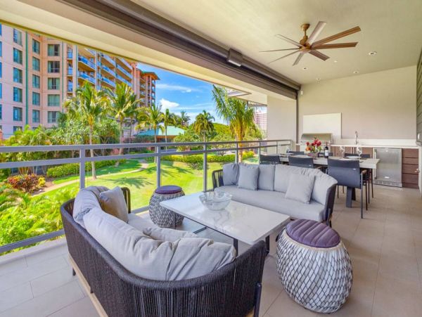 Luxurious 3 Bedroom Vacation Condo in Kaanapali On Beach