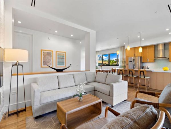 Luxurious 3 Bedroom Vacation Condo in Kaanapali On Beach