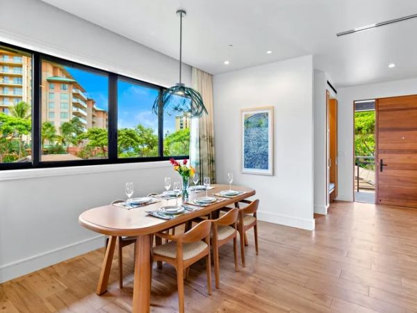 Luxury Residence in Kaanapali - 3 Bedroom Villa with Great Amenities