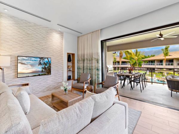Luxury Residence in Kaanapali - 3 Bedroom Villa with Great Amenities