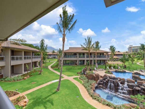 Luxury 3 Bedroom Condo in Kaanapali Sleeps 8