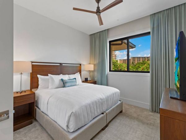 Luxury 3 Bedroom Condo in Kaanapali Sleeps 8