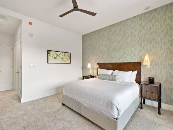 Elegant 3 Bedroom Vacation Condo with Great Views