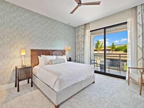 Elegant 3 Bedroom Vacation Condo with Great Views