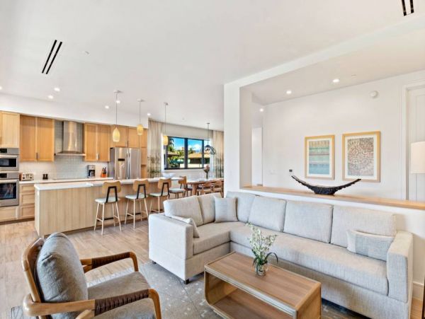 MAUI 3 BEDROOM/3BATHROOM LUXURIOUS CONDO