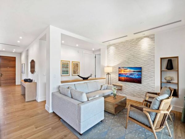 MAUI 3 BEDROOM/3BATHROOM LUXURIOUS CONDO