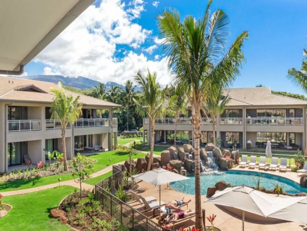 MAUI 3 BEDROOM/3BATHROOM LUXURIOUS CONDO