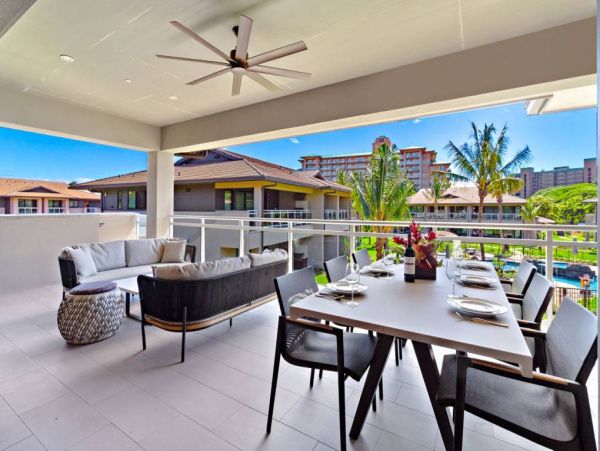 Luxury Lahaina Vacation Condo Three Bedroom