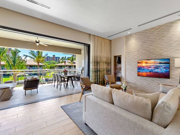 Luxury Lahaina Vacation Condo Three Bedroom