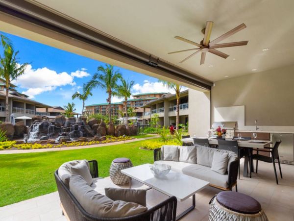 MAUI BEACHFRONT 3 BEDROOM/3BATH LUXURY