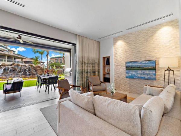 MAUI BEACHFRONT 3 BEDROOM/3BATH LUXURY