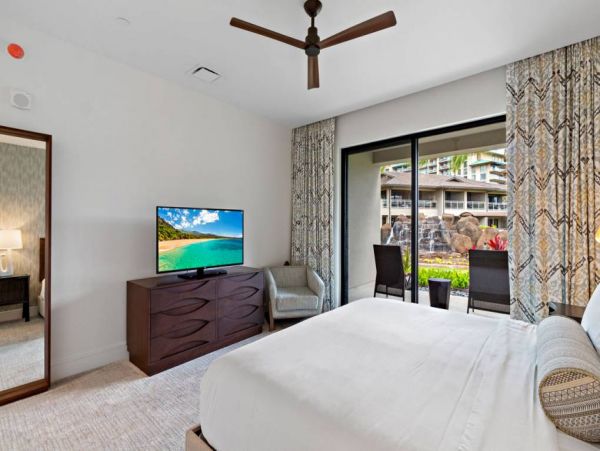 MAUI BEACHFRONT 3 BEDROOM/3BATH LUXURY