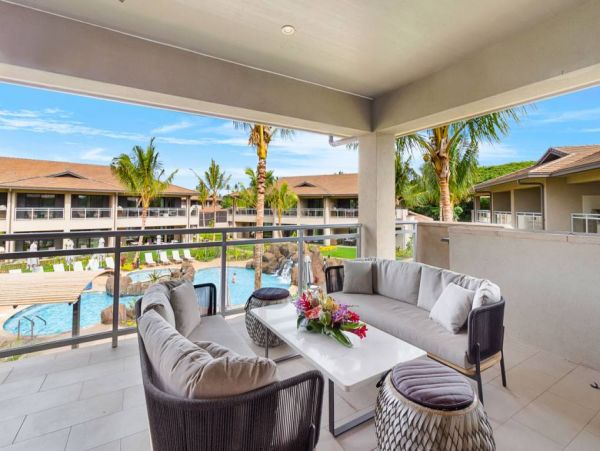 Luxurious Lahaina Vacation Residence Sleeps 8 Guests