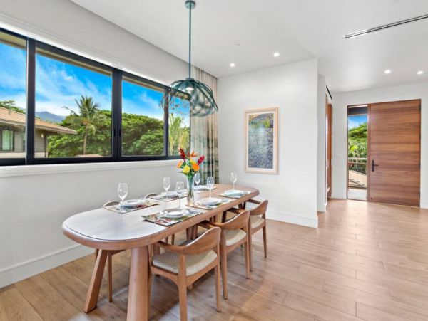 Luxurious Lahaina Vacation Residence Sleeps 8 Guests