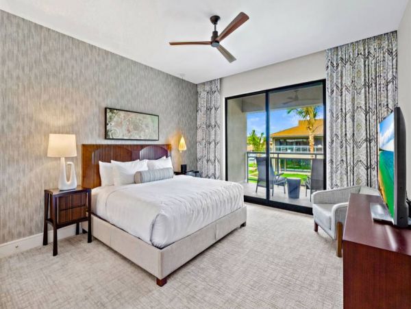 Luxurious Lahaina Vacation Residence Sleeps 8 Guests