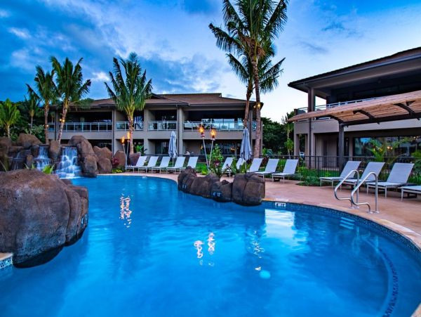 Luxury Maui Vacation Rental  West Maui Beachfront Villa with 3 Bedrooms