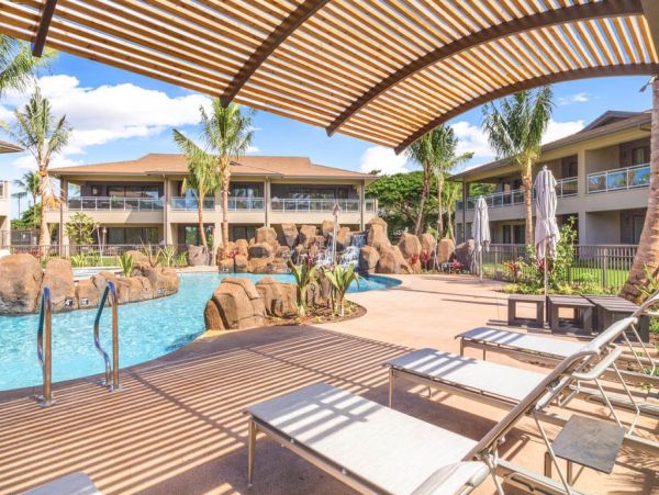 Luxury Maui Vacation Rental  West Maui Beachfront Villa with 3 Bedrooms