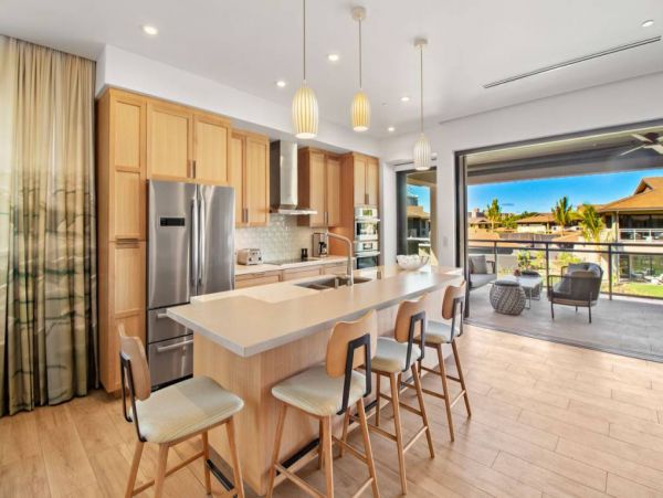 Luxury Maui Vacation Rental  West Maui Beachfront Villa with 3 Bedrooms