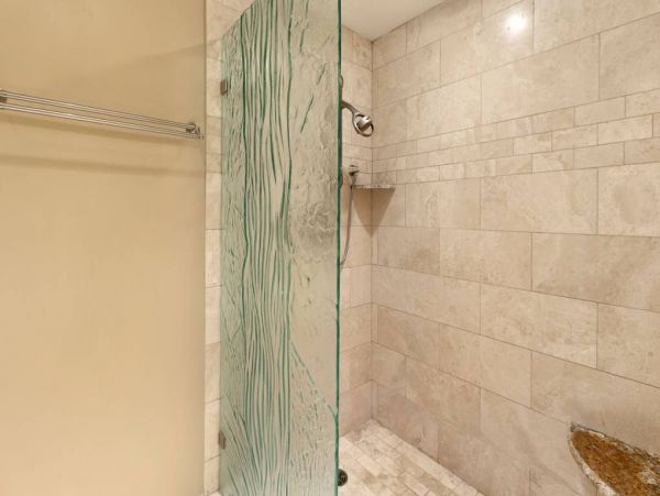 New Remodel, 2 Bedroom with Ocean Views