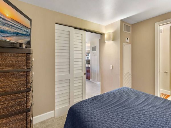New Remodel, 2 Bedroom with Ocean Views