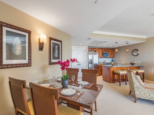 Luxury Maui Vacation Rental with Partial Ocean Views