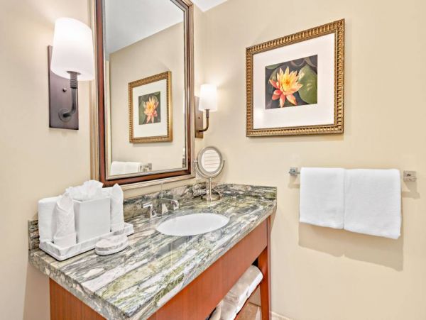 What a review on this Luxury Maui Vacation Residence!