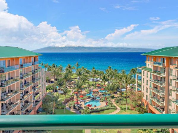 What a review on this Luxury Maui Vacation Residence!