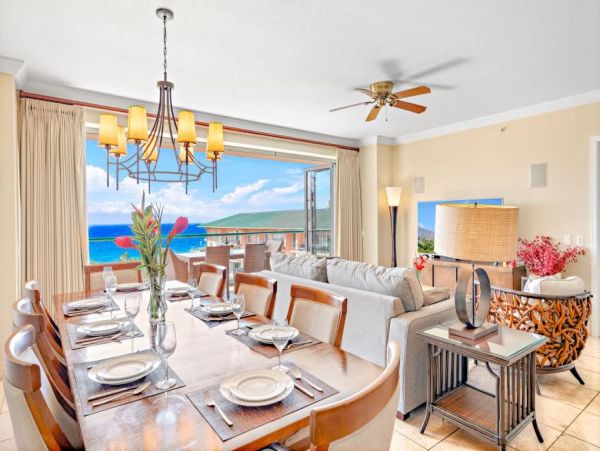 What a review on this Luxury Maui Vacation Residence!