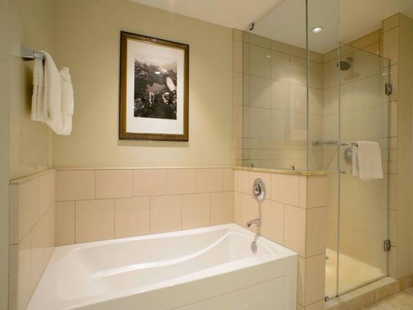 2 Bedroom Partial Ocean View