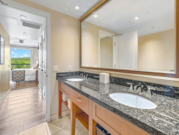 Luxurious 2BR/2BA Maui Suite with Stunning Views Accommodation