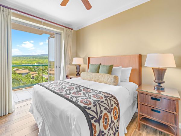 Luxurious 2BR/2BA Maui Suite with Stunning Views Accommodation