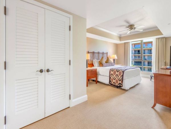 Oceanfront Condo Kanaapali - Maui's Premier Beachfront Retreat