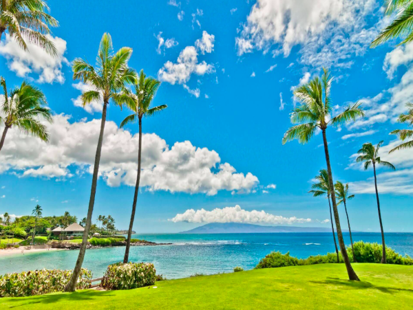 Spacious Ocean View Retreat - Luxury 2-Bedroom Suite