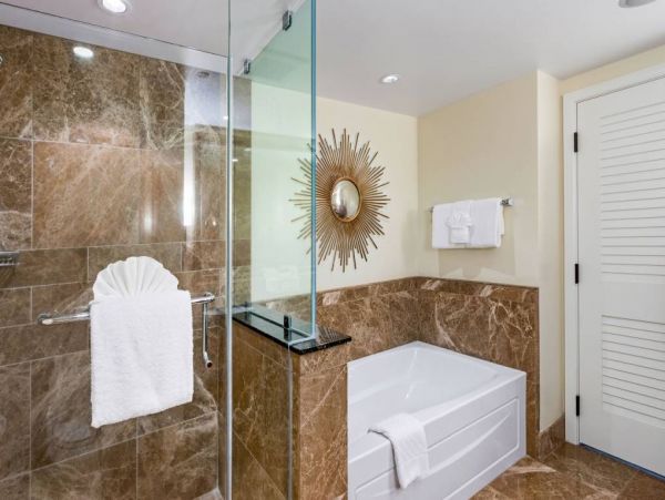 Ocean Views Lahaina Vacation Condo Three Bedroom