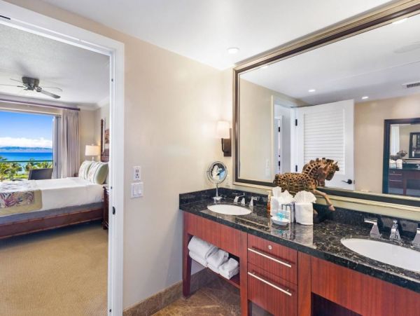Ocean Views Lahaina Vacation Condo Three Bedroom