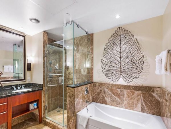 Ocean Views Lahaina Vacation Condo Three Bedroom