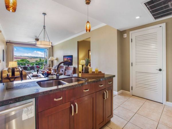 MAUI CONDOS SLEEPS 12