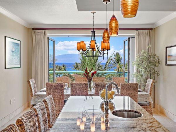 Premier Oceanfront Luxury with Panoramic Views in Kaanapali