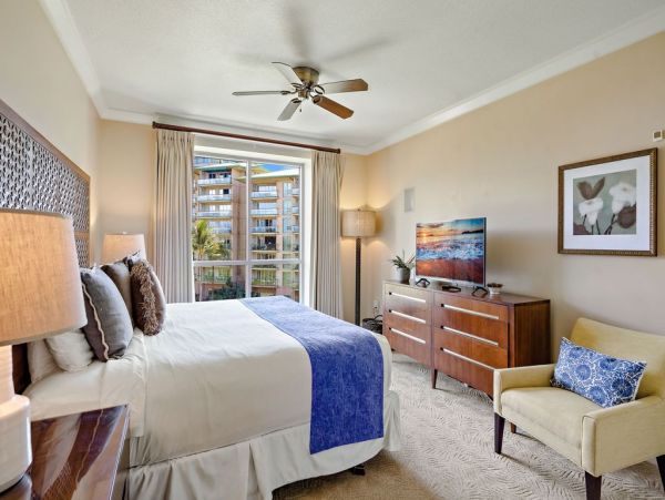 Premier Oceanfront Luxury with Panoramic Views in Kaanapali